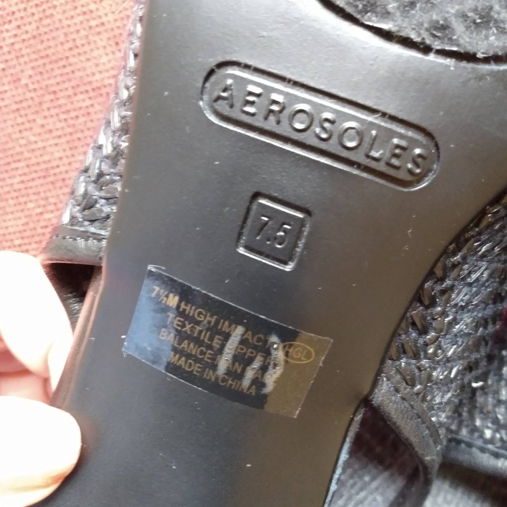 NWOT:  Aerosoles Black Weave Sandals -  Size 7.5M - Picture 5 of 6